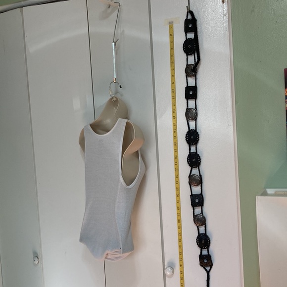 Black & Silver Tooled Leather & Silver Metal Medallions Boho Bohemian Belt - Picture 12 of 14